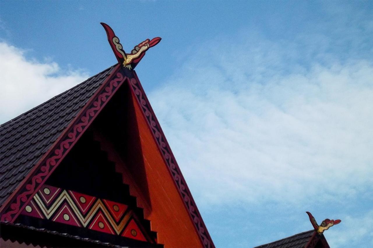 Arsela Hotel Pangkalanbuun Eksteriør billede